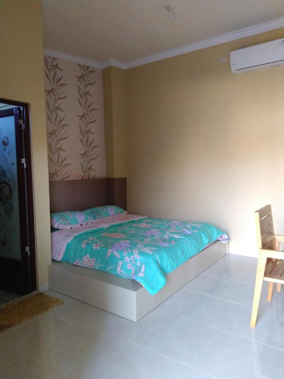 R3 Brawijaya Homestay Banyuwangi  Exterior foto