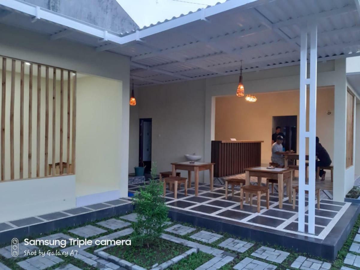 R3 Brawijaya Homestay Banyuwangi  Exterior foto