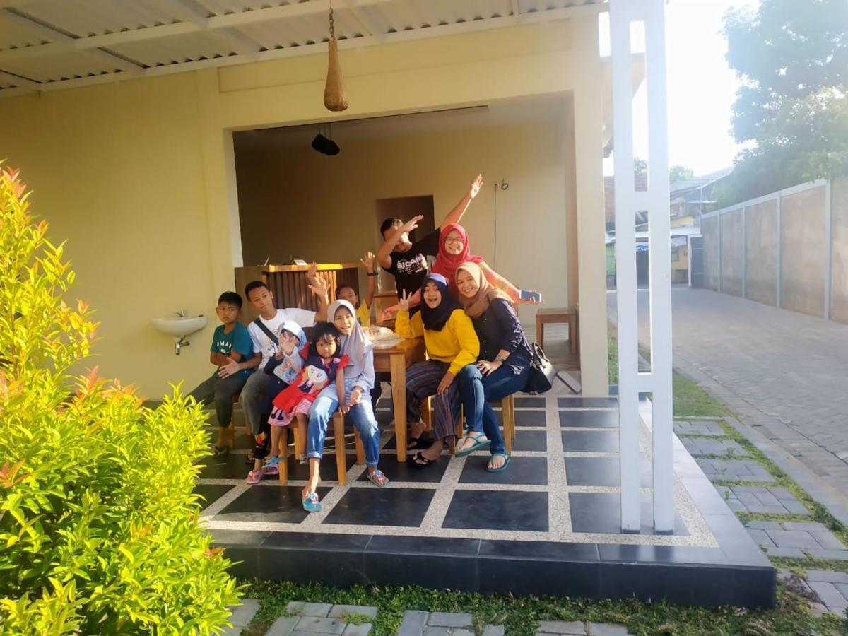 R3 Brawijaya Homestay Banyuwangi  Exterior foto